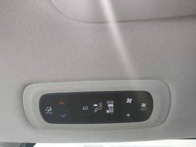 2023 Chrysler Voyager - Photo 20