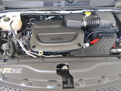 2023 Chrysler Voyager - Photo 9