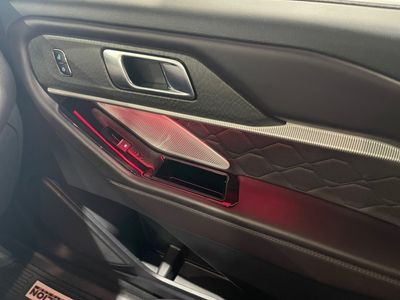 2025 Ford Explorer - Photo 21
