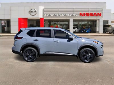 2026 Nissan Rogue - Photo 2