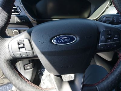 2025 Ford Escape — photo 13 view