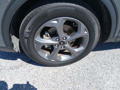 2025 Ford Escape — photo 10 view