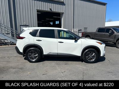 2023 Nissan Rogue S - Photo 3