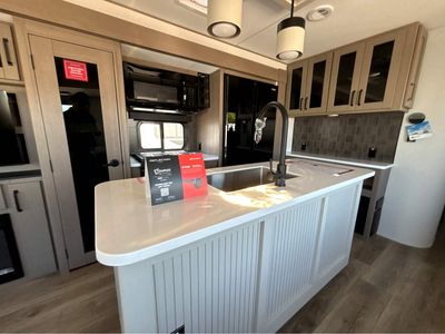2026 Grand Reflection Travel Trailer - Photo 12