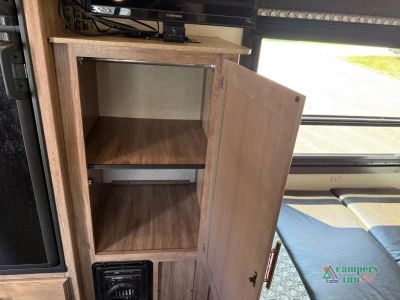 2019 Jayco Jay Feather — photo 31 view