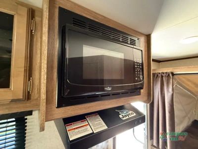 2019 Jayco Jay Feather — photo 15 view