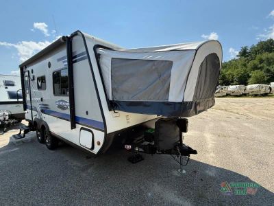 2019 Jayco Jay Feather — front three-quarter view