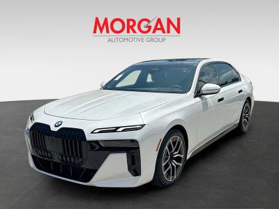 2023 BMW 7 Series — rear three-quarter view
