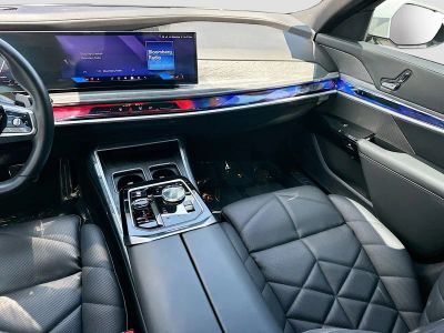 2023 BMW 7 Series — photo 21 view