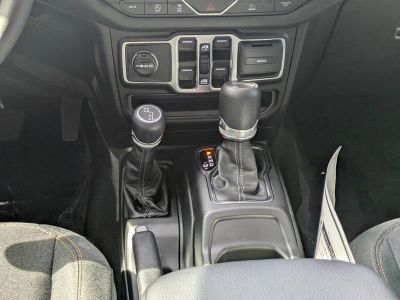 2026 Jeep Gladiator — photo 17 view