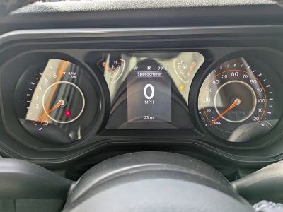2026 Jeep Gladiator — photo 23 view