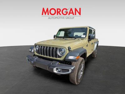 2026 Jeep Gladiator — engine compartment view