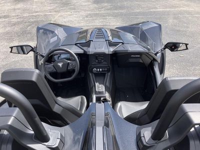 2025 Polaris Slingshot Slingshot S AutoDrive - Photo 15