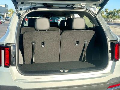 2026 Kia Sorento — photo 25 view
