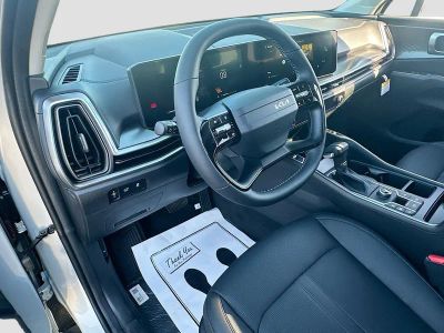 2026 Kia Sorento — photo 9 view