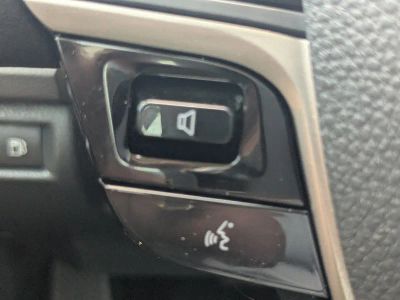 2025 Toyota Camry — photo 32 view