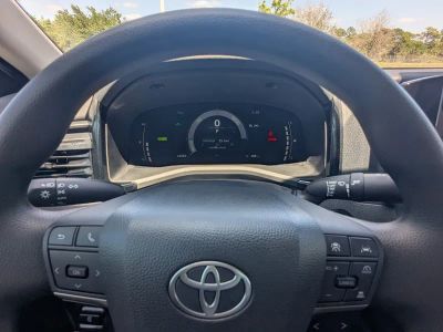 2025 Toyota Camry — photo 34 view