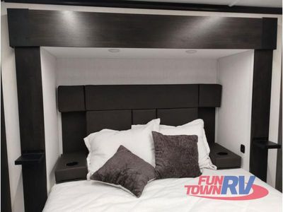 2025 Forest River RV Vengeance Rogue - Photo 42