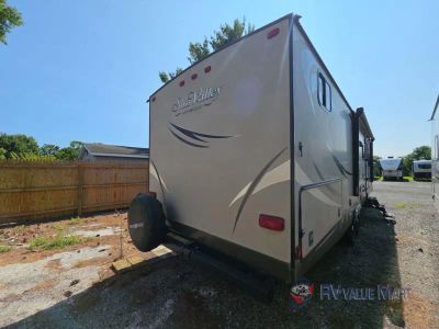 2015 EverGreen RV Sun Valley — interior view