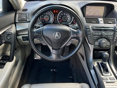2013 Acura TL - Photo 15