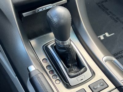2013 Acura TL - Photo 23