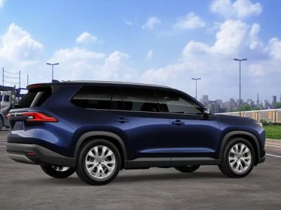 2026 Toyota Grand Highlander Hybrid — photo 13 view