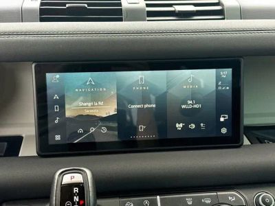 2022 Land Rover Defender — photo 29 view