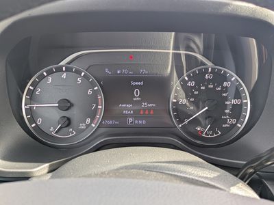 2023 Nissan Titan - Photo 27