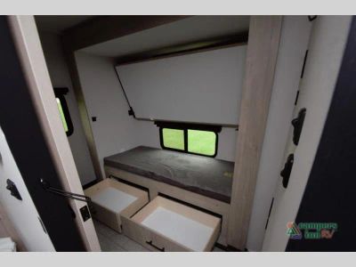 2027 Grand Design Imagine XLS — photo 32 view