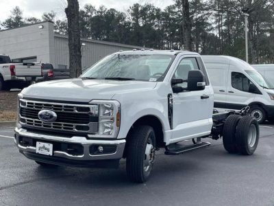 2026 Ford F-350SD — detail view
