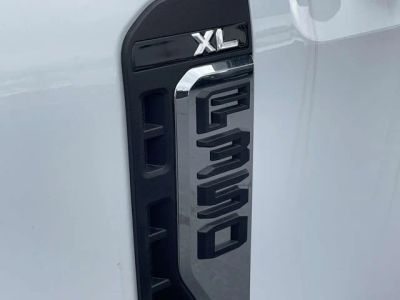 2026 Ford F-350SD — photo 7 view