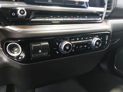 2025 GMC Sierra 1500 - Photo 28