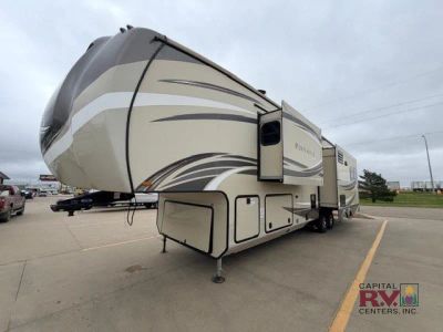 2018 Jayco Pinnacle - Photo 2