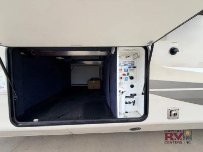 2018 Jayco Pinnacle - Photo 4