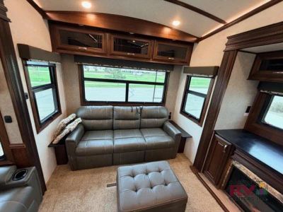 2018 Jayco Pinnacle - Photo 15