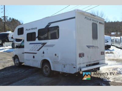 2026 Thor Motor Coach Four Winds - Photo 4