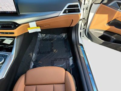 2026 BMW 4 Series — photo 17 view