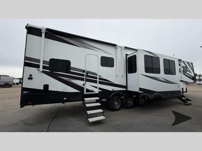 2025 Jayco Seismic - Photo 8