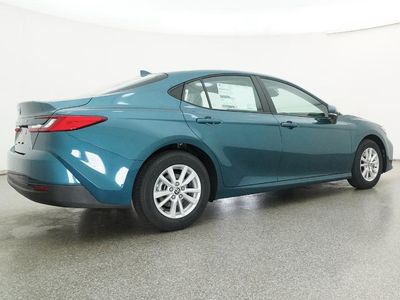 2026 Toyota Camry - Photo 29