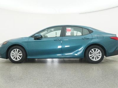2026 Toyota Camry - Photo 33