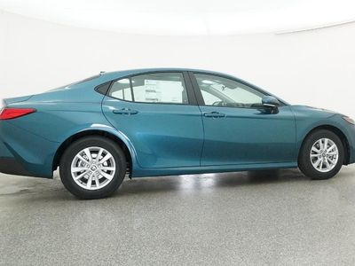 2026 Toyota Camry - Photo 23