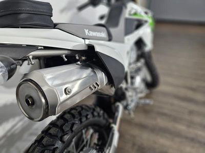 2026 Kawasaki KLX300 - Photo 15