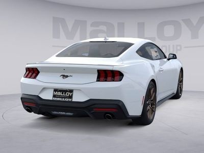 2026 Ford Mustang - Photo 8