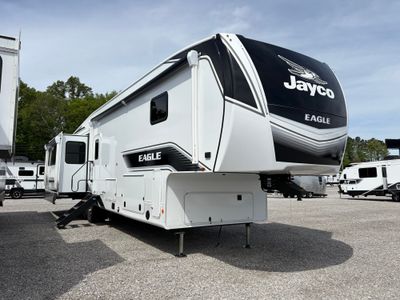2026 Jayco Eagle — front three-quarter view