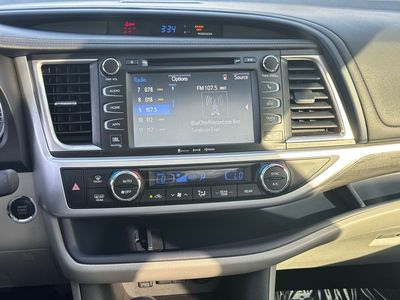 2017 Toyota Highlander Limited Platinum - Photo 18