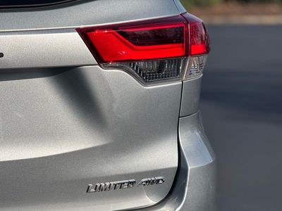 2017 Toyota Highlander Limited Platinum - Photo 13