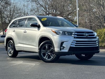 2017 Toyota Highlander Limited Platinum - Photo 2