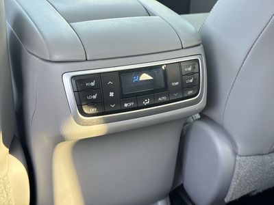2017 Toyota Highlander Limited Platinum - Photo 16