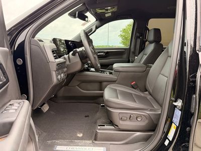 2026 Chevrolet Suburban — photo 28 view