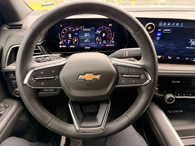 2026 Chevrolet Suburban — photo 15 view